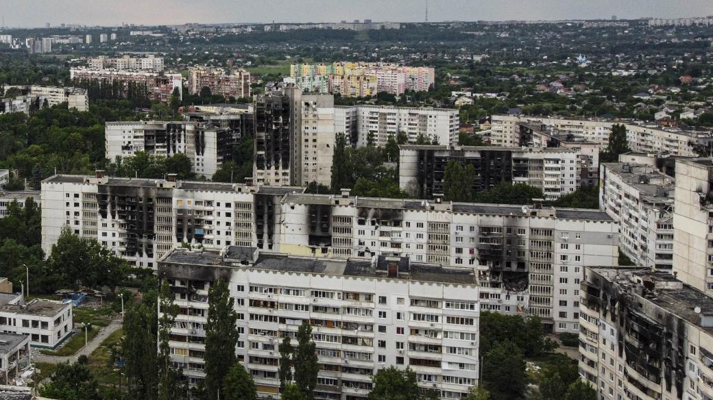 Válkou zničené sídliště Saltivka v Charkově