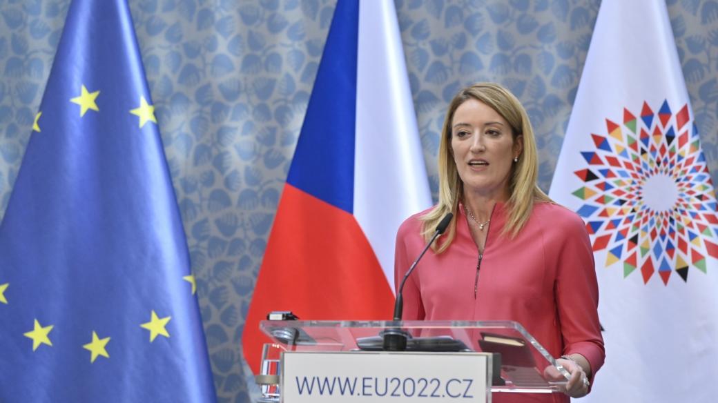 Předsedkyně Evropského parlamentu Roberta Metsolaová během návštěvy Česka