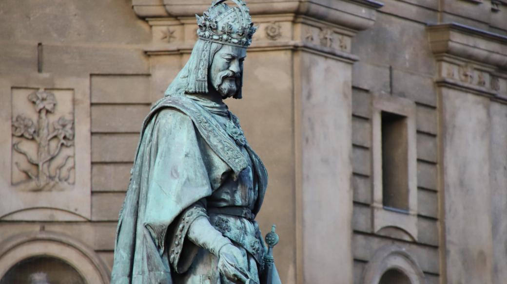 Karel IV., pomník na Křižovnickém náměstí v Praze