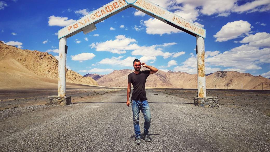 Tádžikistán - Pamír highway nedaleko města Murghab