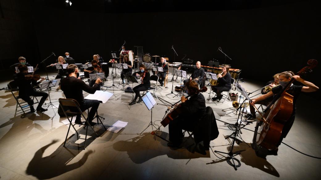 Orchestr BERG: Dvacítka životních příběhů v miniaturách dvaceti skladatelů a skladatelek