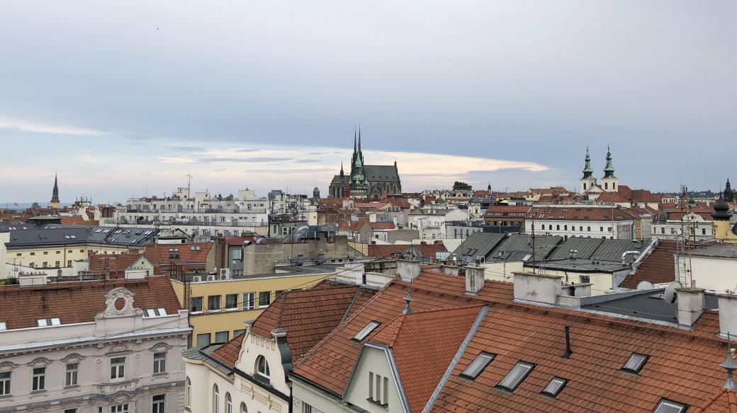 Brno (pohled ze střechy rozhlasové budovy)