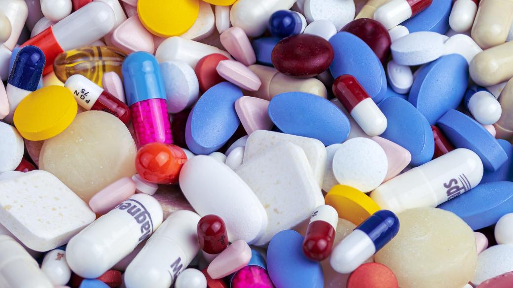 drogy léky prášky tablety