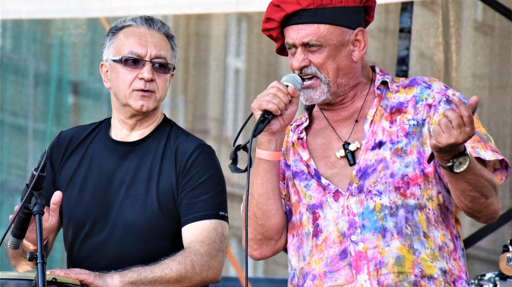 Richard Tesařík (vpravo) a Imran Musa Zangi, členové skupiny Yo Yo Band, v červenci 2019