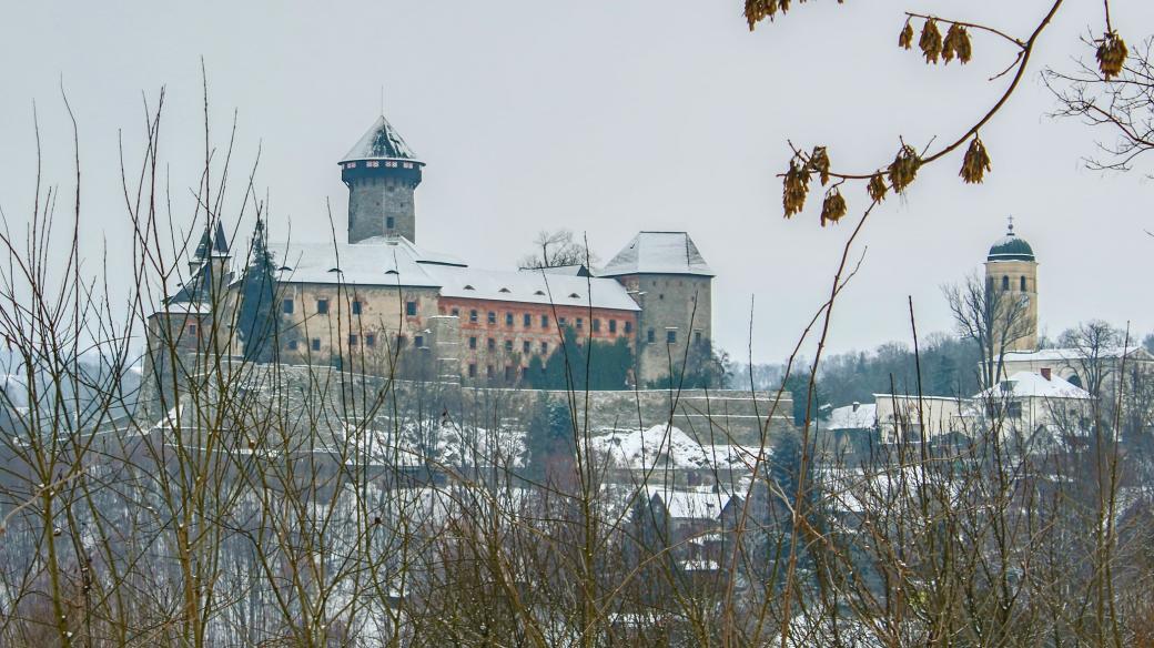 Hrad Sovinec stojí za návštěvu i v zimě