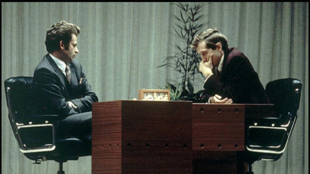 Boris Spasskij a Bobby Fischer během šachové partie