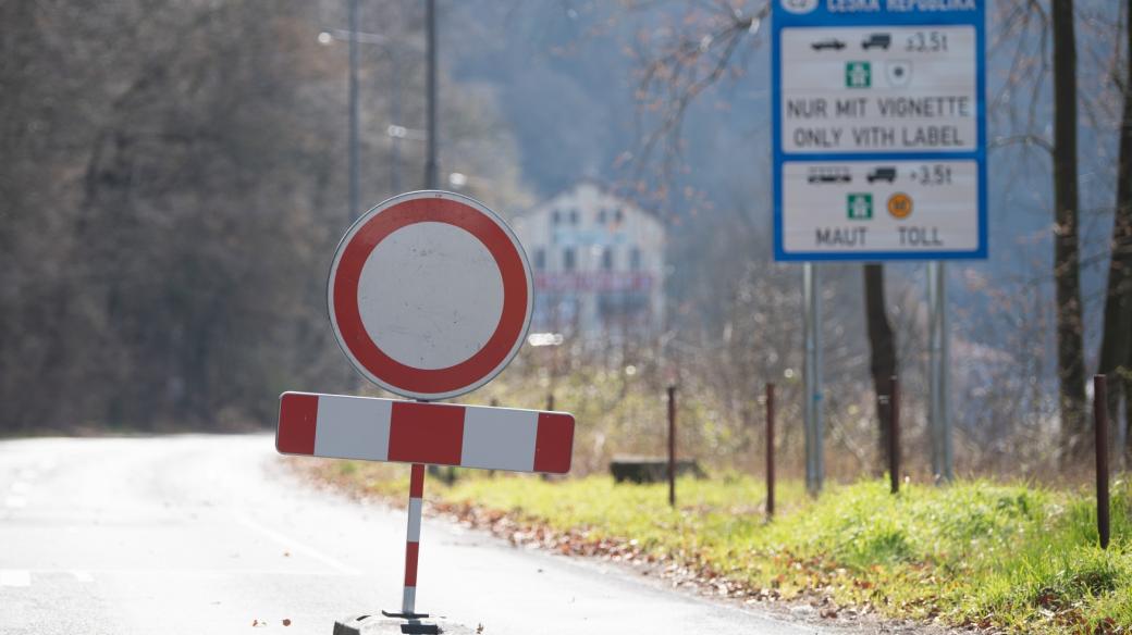 Podle policie v Sasku uzavření hranic mezi Českou republikou a Německem pro dojíždějící nezpůsobilo velké dopravní problémy