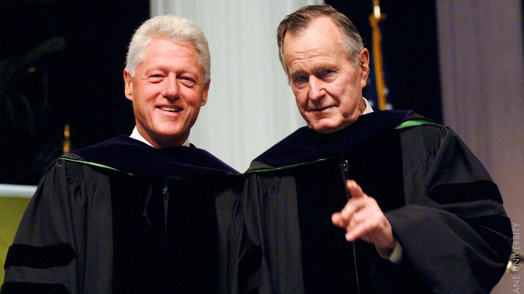 Clinton_and_Bush_2006_(3618970325).jpg