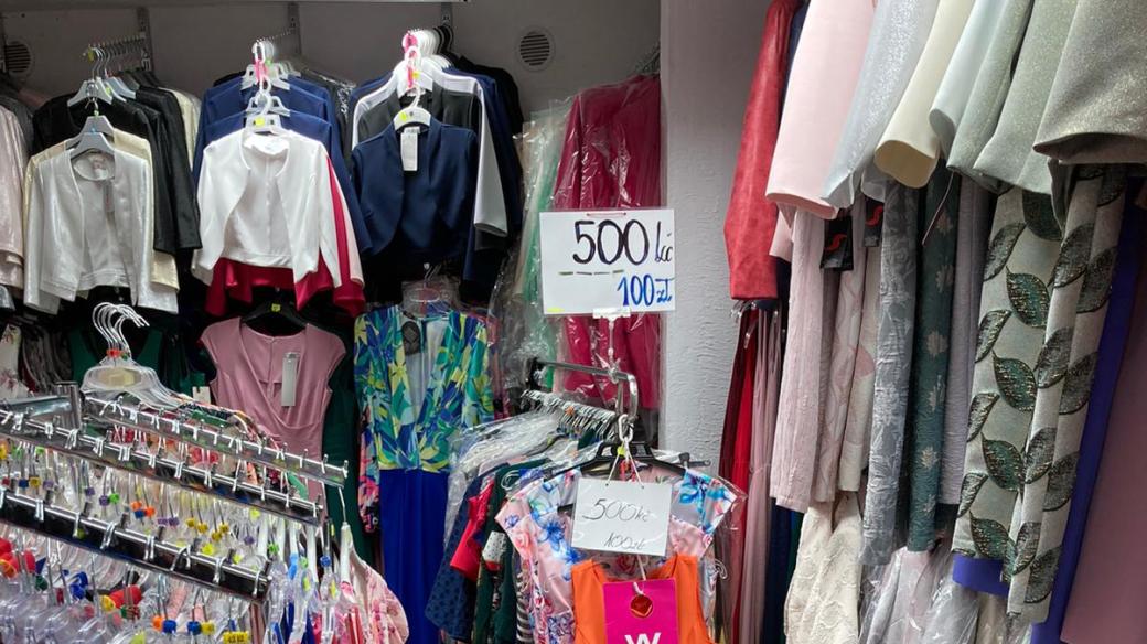 Obchody s oblečením v polském příhraničí