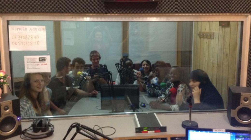 Ateliér s dětmi v komunitním rádiu Galere ve francouzském Marseille