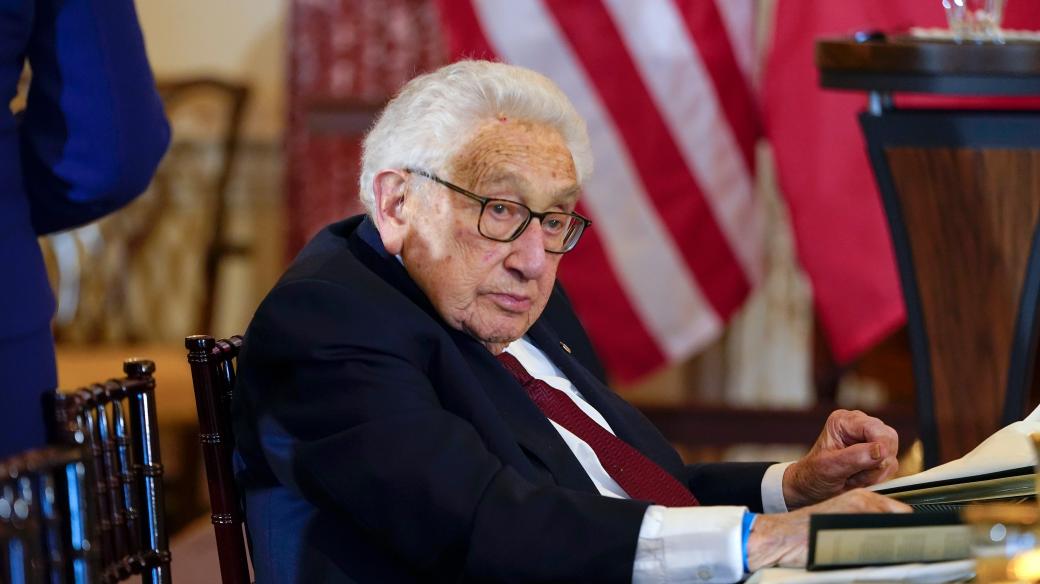 Veterán světové diplomacie a bývalý americký ministr zahraničí Henry Kissinger