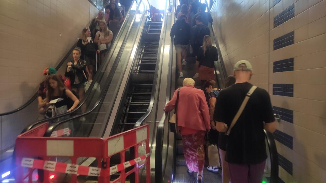 Oprava eskalátorů na hlavní nádraží v Olomouci