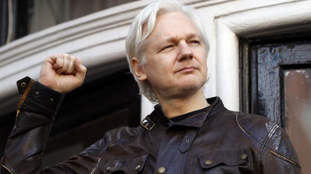 Britský soud zamítl vydání Juliana Assange do USA