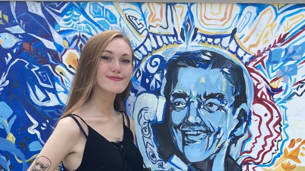 Havel má na nové výstavě portrét, který namalovala mladá umělkyně Lenka Brázdilová, známá pod uměleckým jménem Charlien