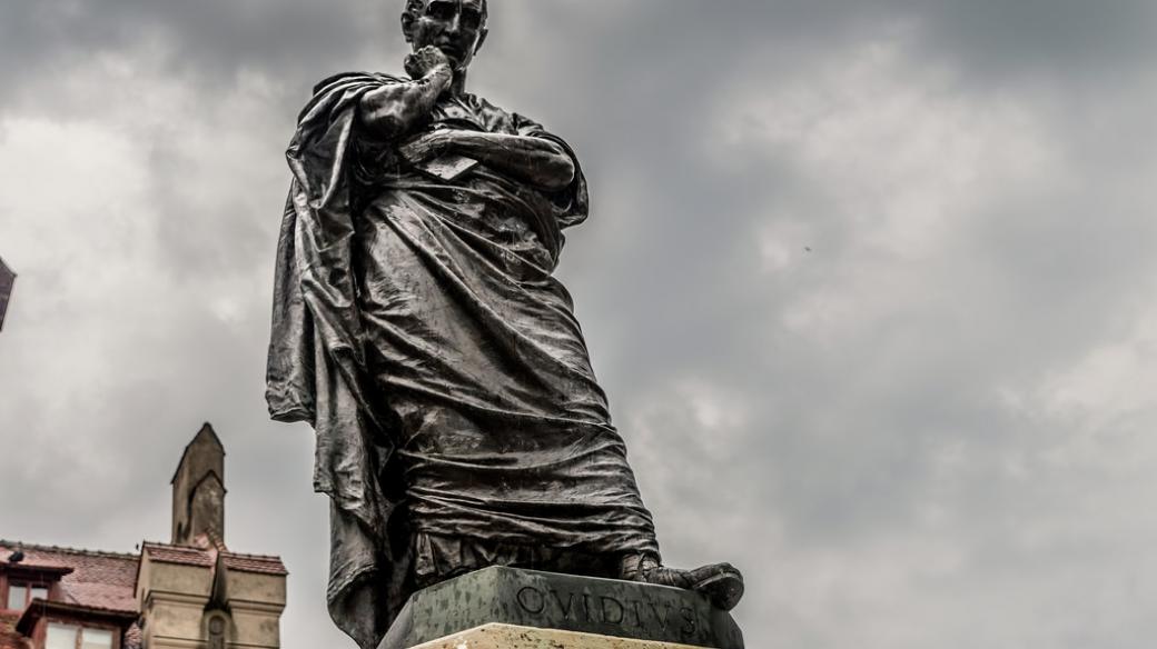 Socha Ovidia v Rumunsku