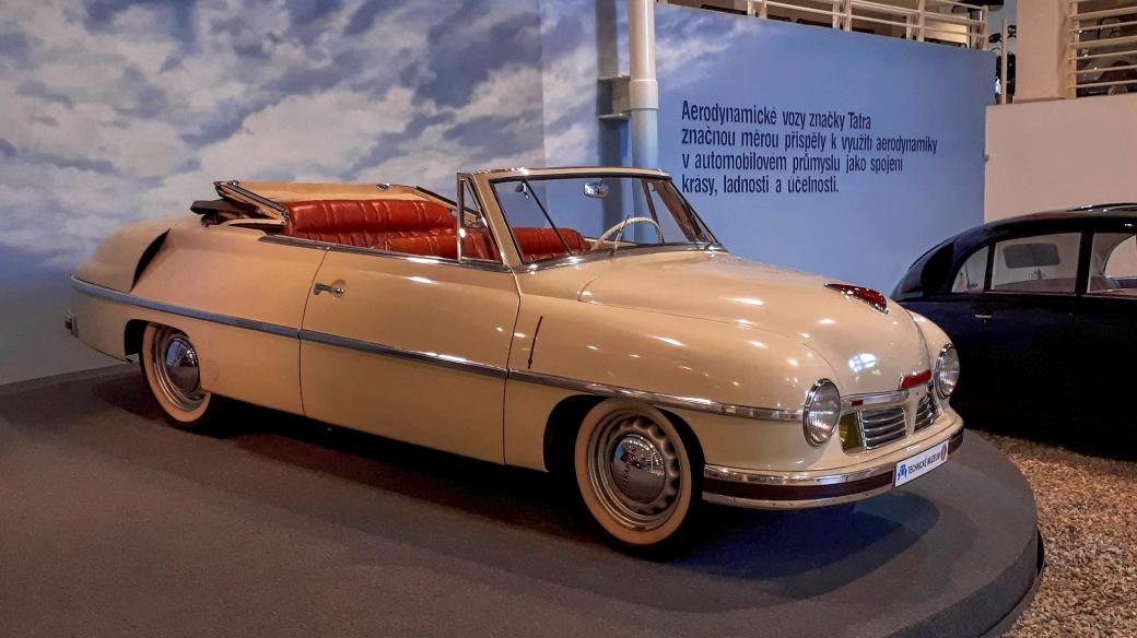Automobilka Tatra poslala jako první na trh sériově vyráběné automobily aerodynamických tvarů