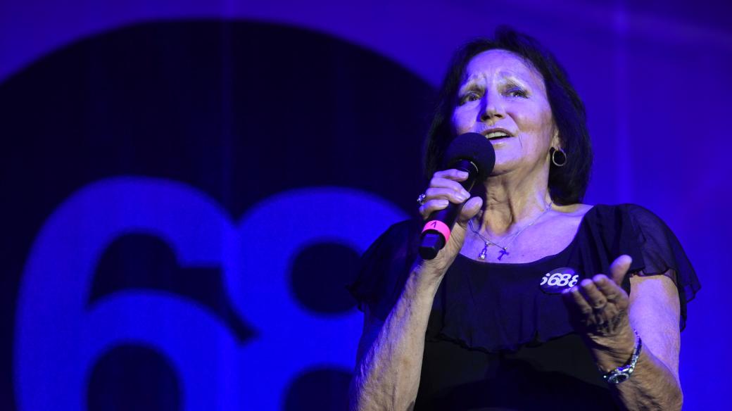 Marta Kubišová zazpívala ikonickou píseň Modlitba pro Martu