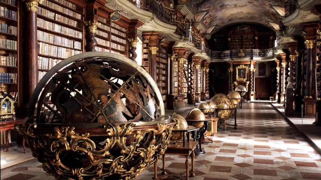 Barokní knihovna v Klementinu