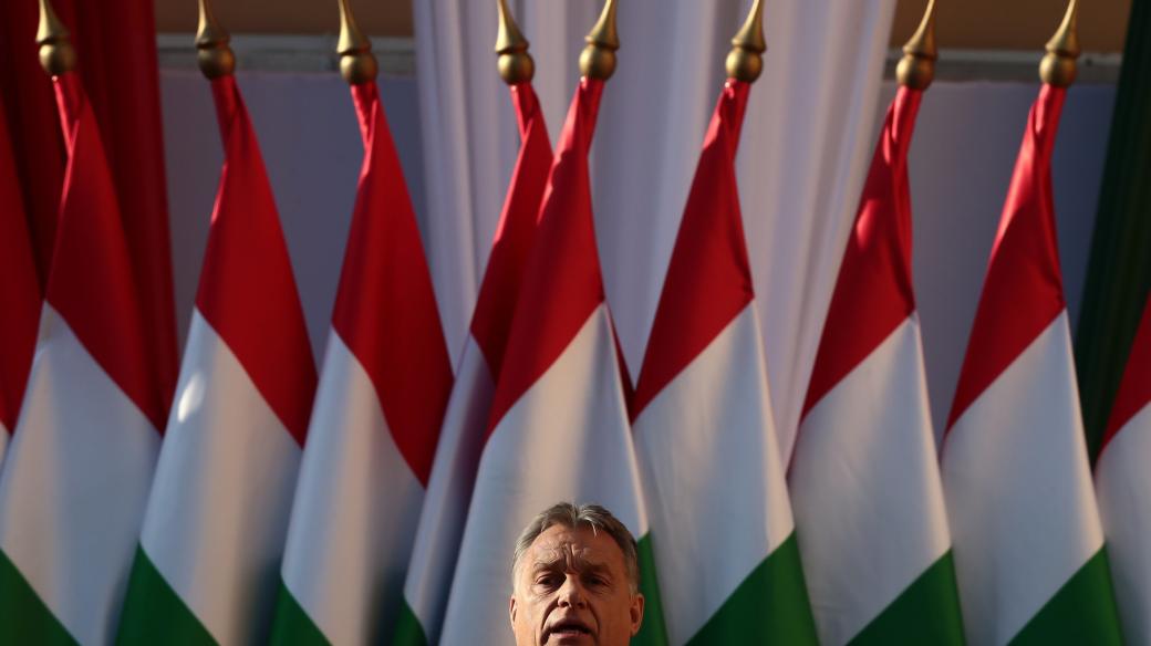 Maďarský premiér Viktor Orbán na posledním předvolebním mítinku před parlamentními volbami v dubnu 2018