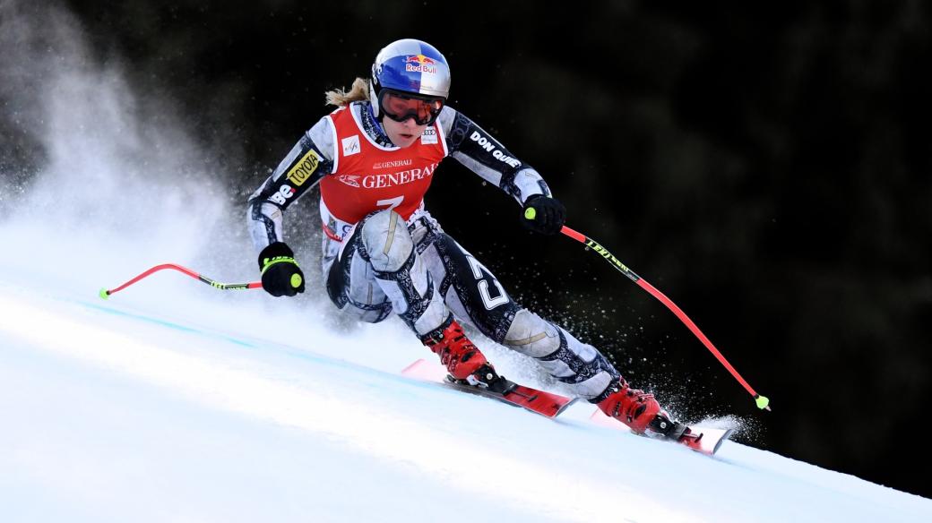 Ester Ledecká ve světové elitě kraluje na sjezdových lyžích i na snowboardu