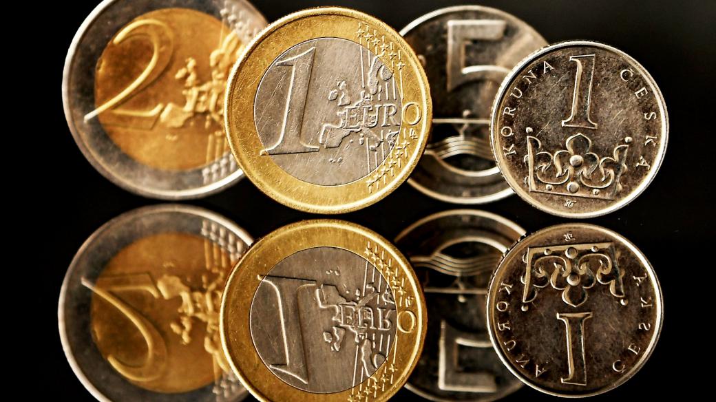 Euro, česká koruna (ilustrační foto)