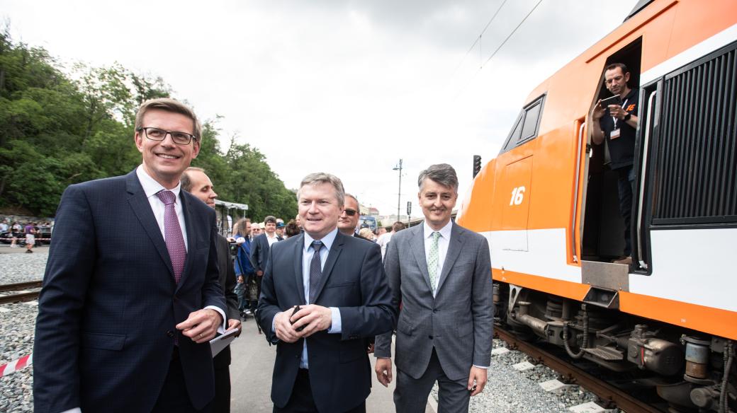 CTGV, ředitel Správy železnic Jiří Svoboda a ministr dopravy Martin Kupka