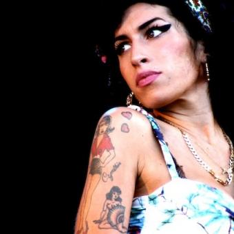 Amy Winehouse (v roce 2008)