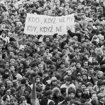 Sametová revoluce v listopadu 1989, Letná