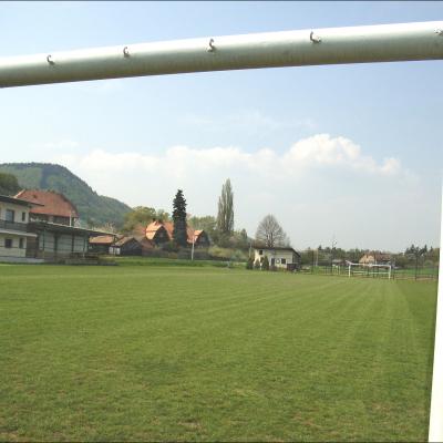 Nové fotbalové hřiště v Mladějově