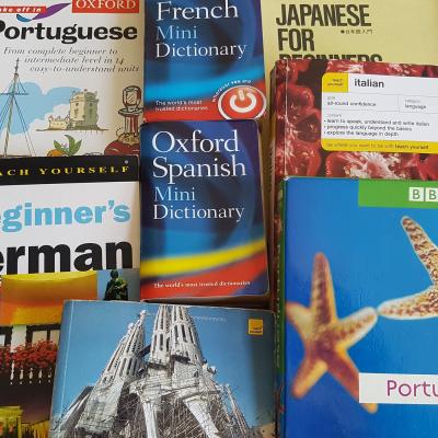 slovníky, cizí jazyky