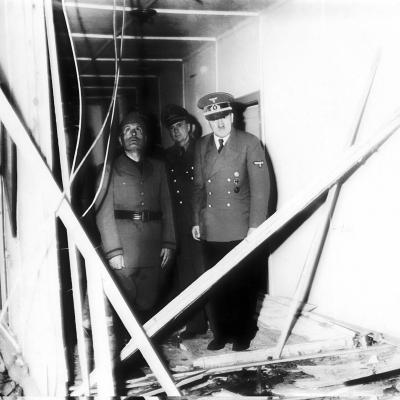 Atentát na Adolfa Hitlera (v pozadí Benito Mussolini), Vlčí doupě (Wolfsschanze), Rastenburg