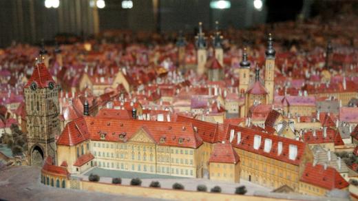 Langweilův model Prahy - po rekonstrukci vitríny a osvětlení modelu