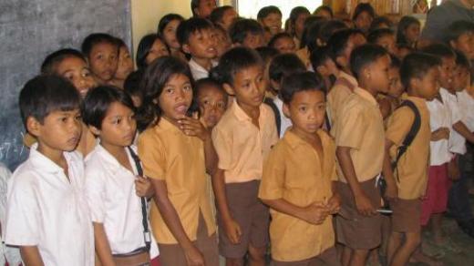 Základní škola Ngolang, Lombok