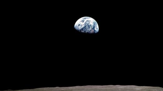 Apollo 8 jako první obletělo Měsíc