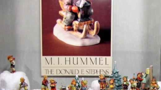 Svého času byly figurky od Hummela vánočním hitem. Populární jsou však i dnes