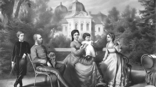 Rakouská císařská rodina v Göddollo, děti Rudolf (* 1858), Valerie (* 1868) a Gisela (* 1856)
