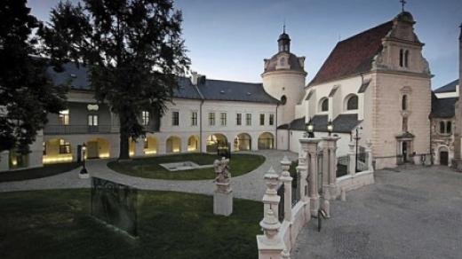 Arcidiecézní muzeum v Olomouci se nachází na Václavském náměstí hned vedle katedrály