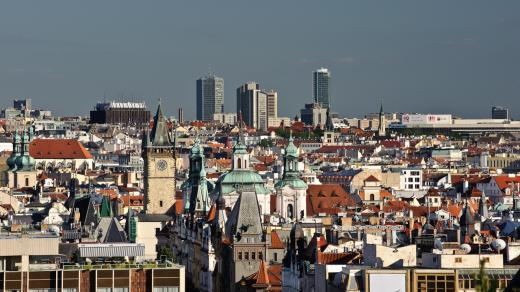 Celkový pohled na Staroměstskou Prahu a Pankrác