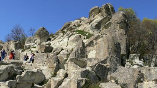 Monumentální skalní masiv u starověkého thráckého města Perperikon ukrýval věštírnu, která předpověděla slavnou budoucnost Alexandru Velikému