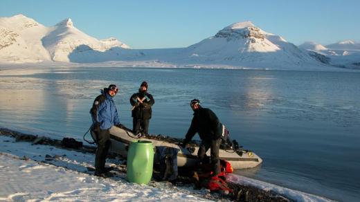 Expedice Svalbard - Transport materiálu