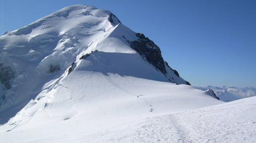 Mont Blanc měří 4810 metrů