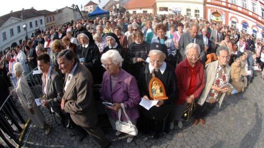 Účastníci Národní svatováclavské pouti ve Staré Boleslavi