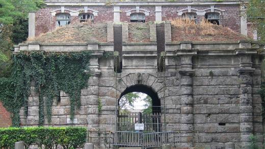 Brána do pevnosti v Cambrais