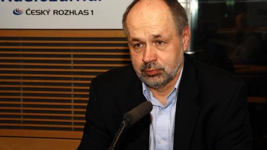 Bývalý ředitel Politického odboru Kanceláře prezidenta republiky Jiří Pehe ohodnotil různé reakce na úmrtí Václava Havla