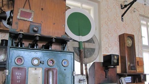 Z chátrající železniční zastávky vzniklo muzeum