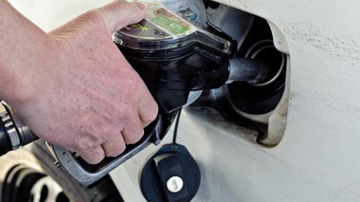 Tankování pohonných hmot