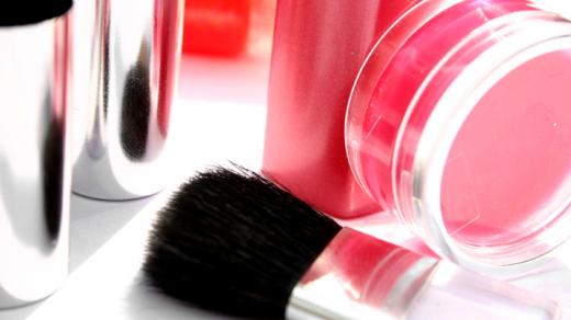 Kosmetika (ilustr. obr.)