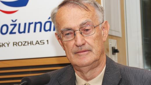 Bývalý ředitel Českého hydrometeorologického ústavu Ivan Obrusník ve studiu Radiožurnálu