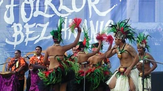 Soubor Akirata z Cookových ostrovů na ostravském festivalu Folklór bez hranic