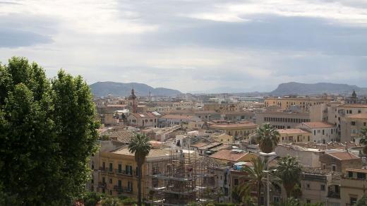 Pohled na Palermo z věže Pisana